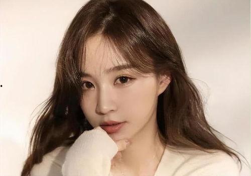 初代网红雪梨被曝大瓜 今日吃瓜51cg热门大瓜娜娜,51CG热门大瓜引发热议